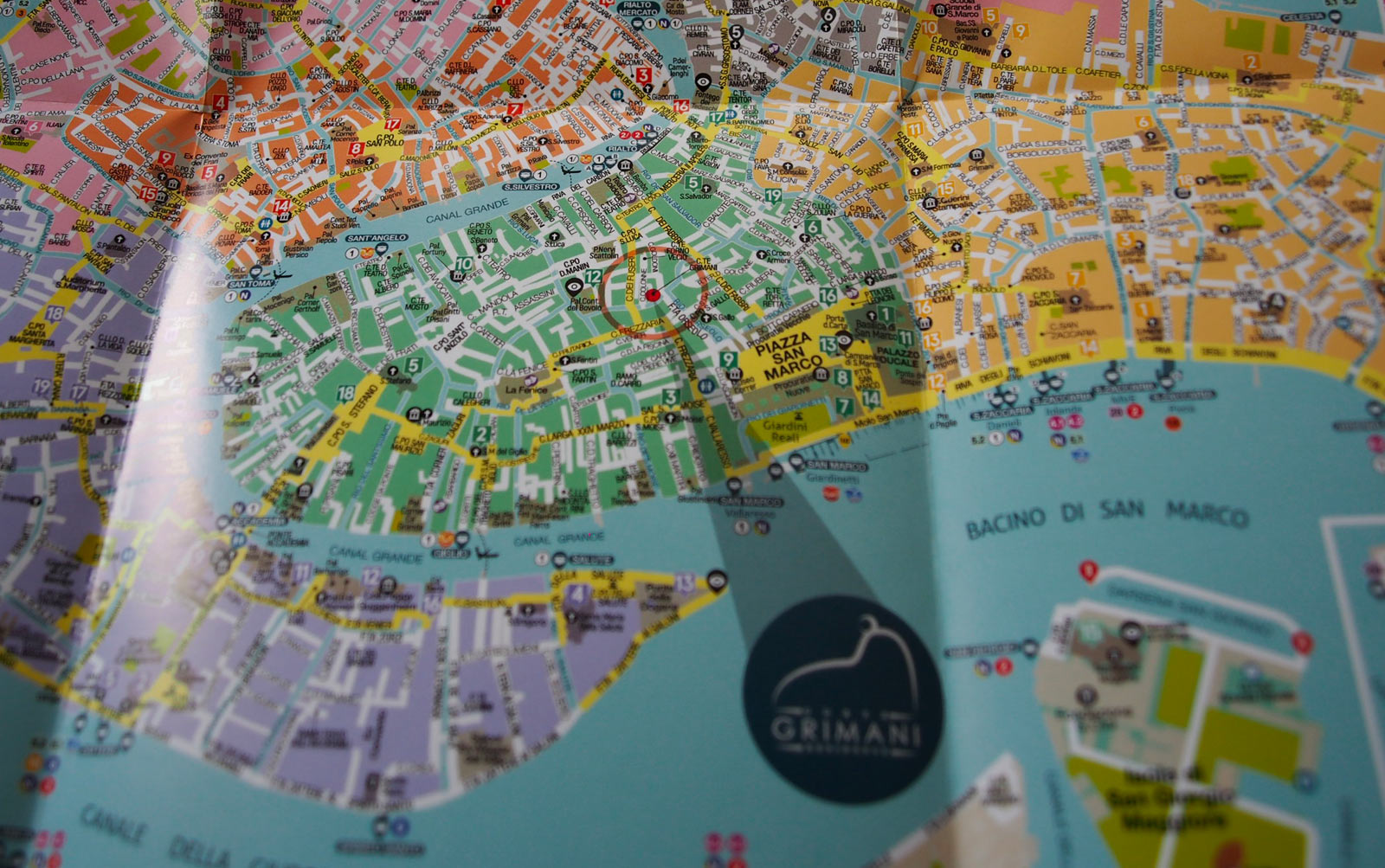 Corte Grimani: la Mappa Esclusiva per Scoprire Venezia
